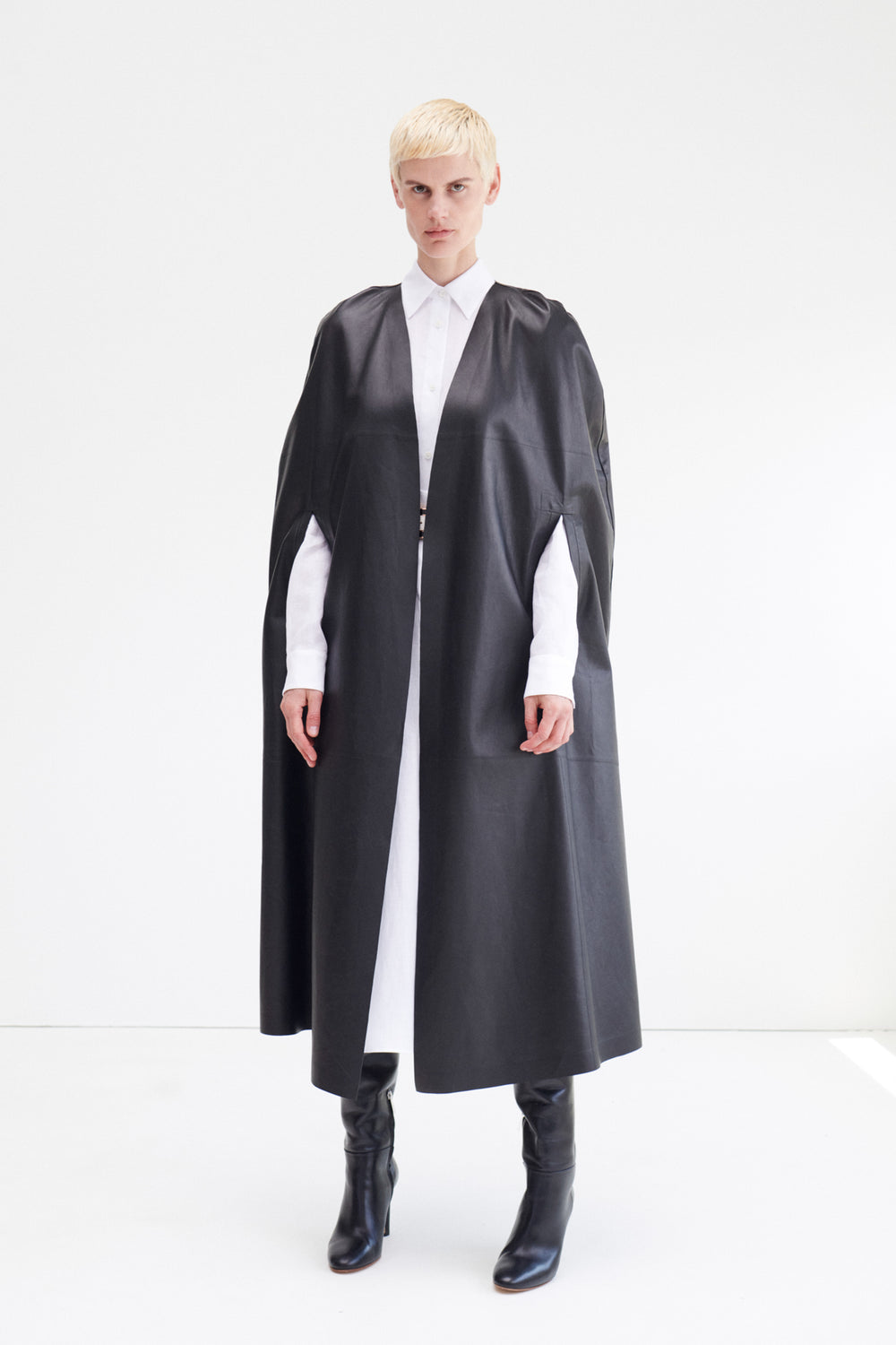 Dugald Pleated Midi Skirt in White Aloe Linen