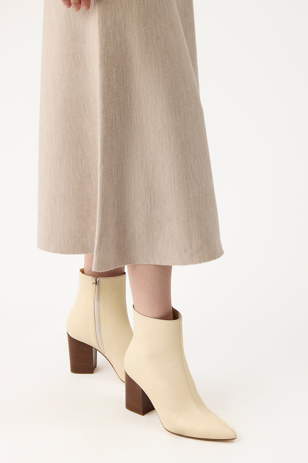 Cream leather outlet boots