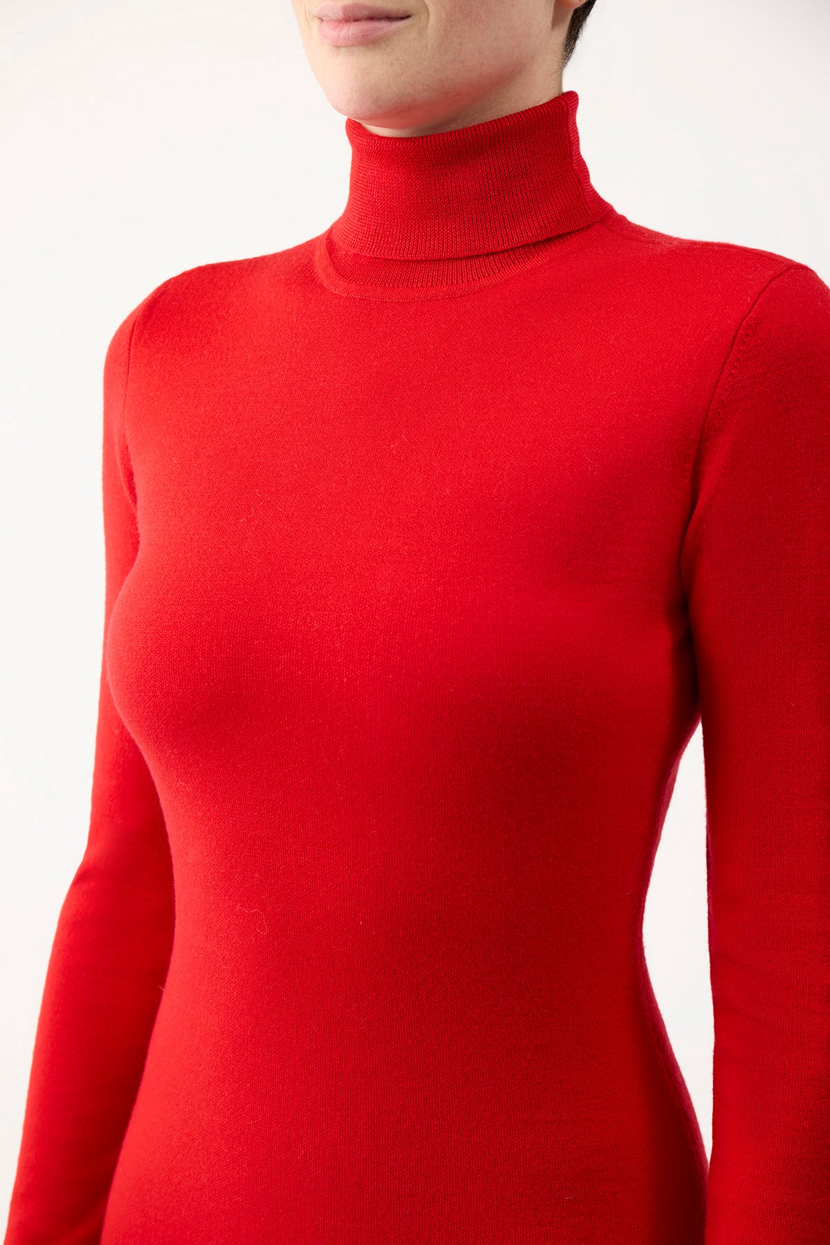 May Knit Turtleneck in Red Topaz Merino Wool Cashmere