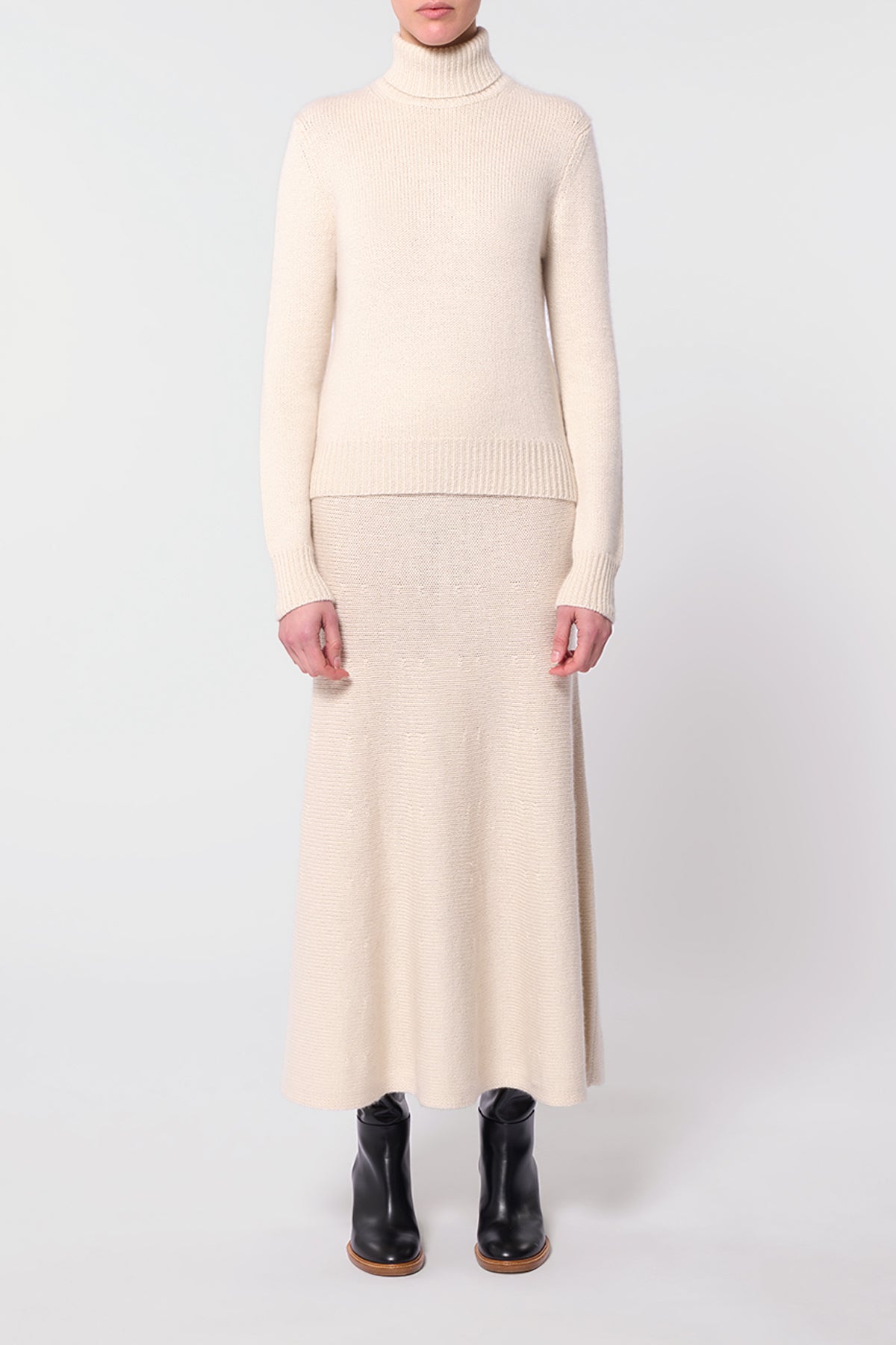 Madden Knit Turtleneck Sweater in Ivory Cashmere