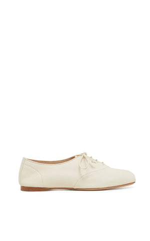 Maya Oxford Flat Shoe in Ivory Nappa Leather