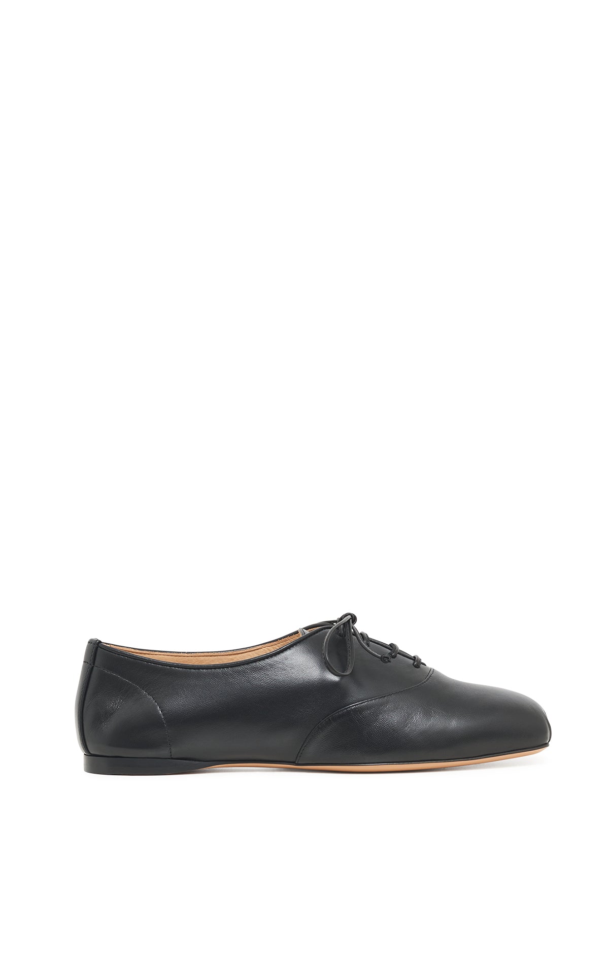 Maya Oxford Flat Shoe in Black Nappa Leather