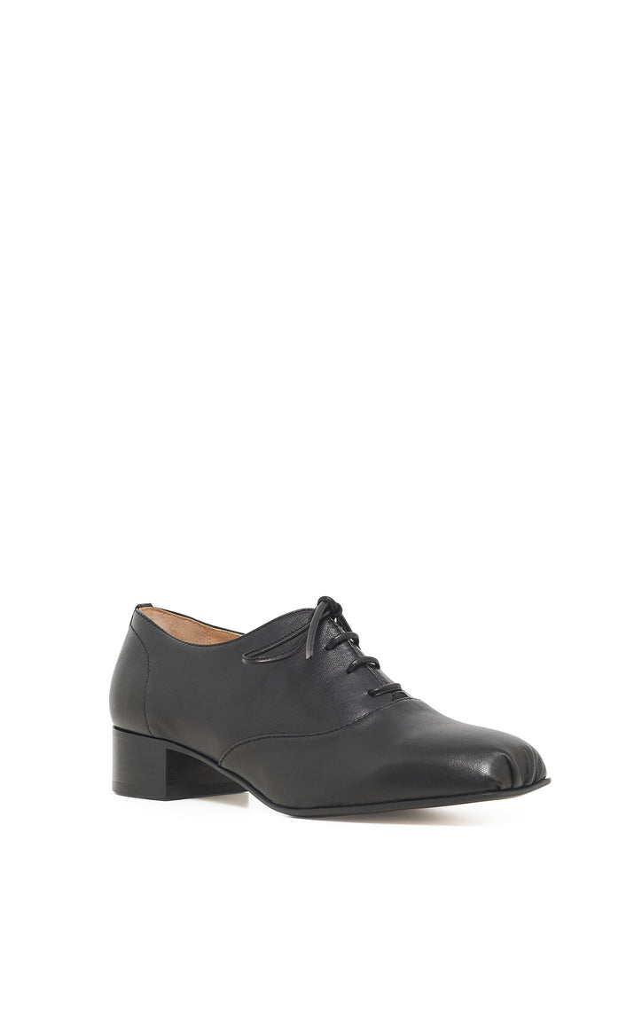 Clio Oxford Heel in Black Nappa Leather