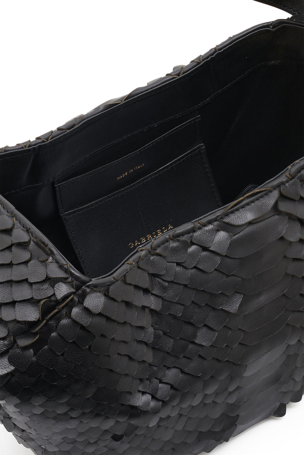 ブラックレザーのスネークスケールのニナバッグ