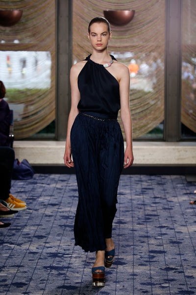 Look 15