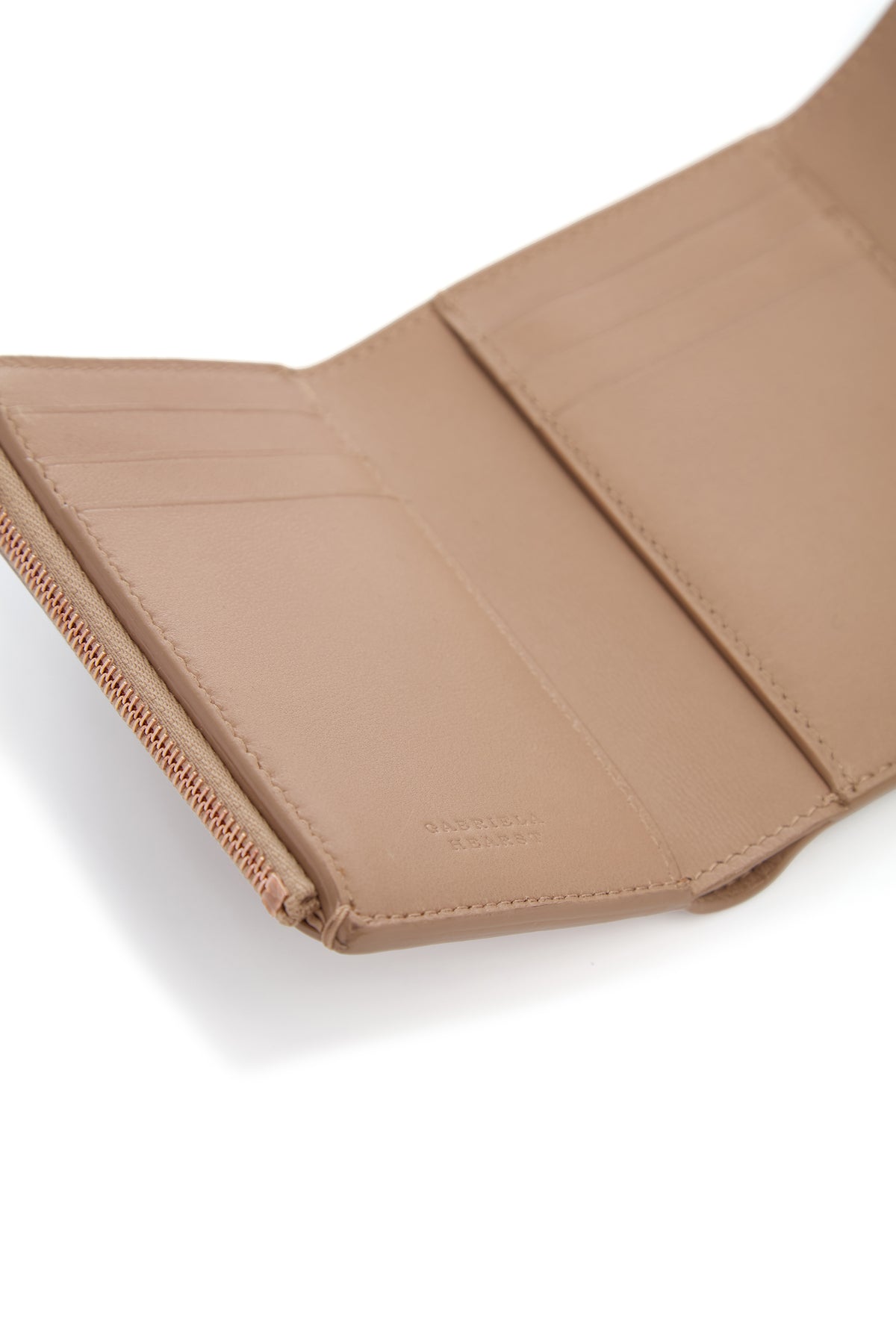 Compact Flat Wallet in Nude Leather