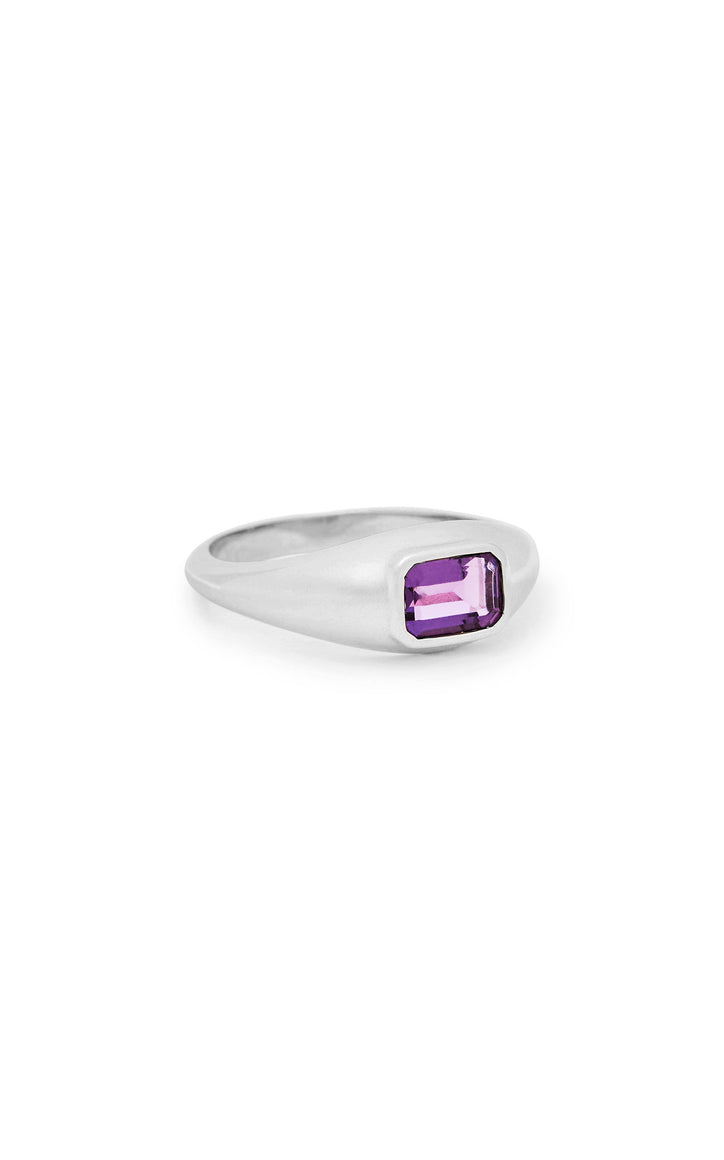 Small Ring in 18K White Gold & Amethyst Stone