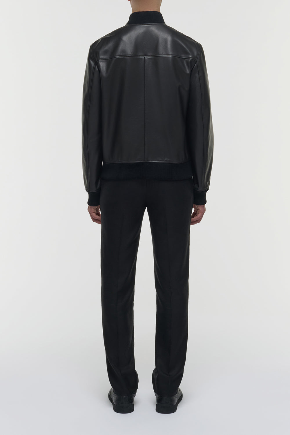 グレゴリー ボンバー（ブラックレザー）