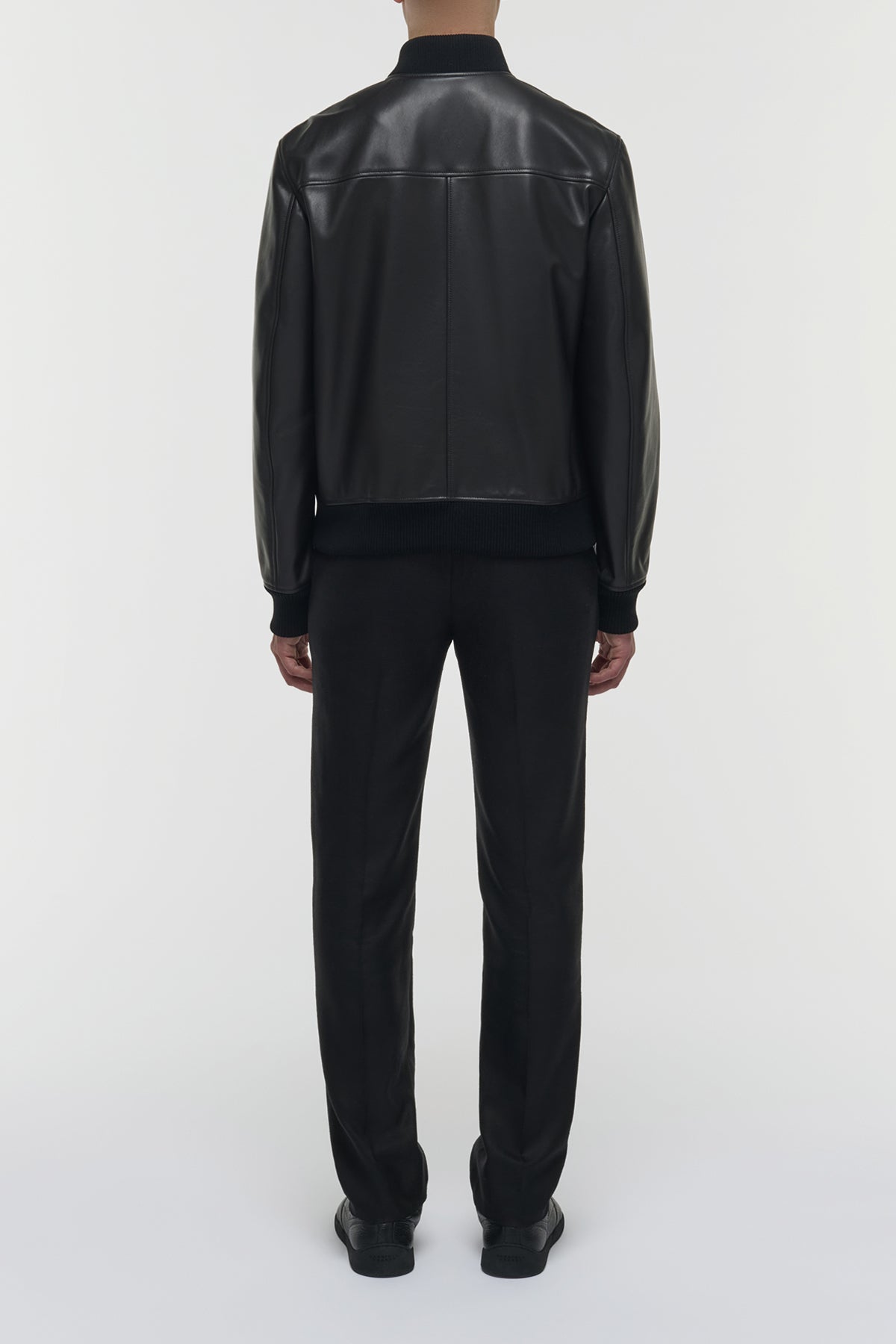 グレゴリー ボンバー（ブラックレザー）