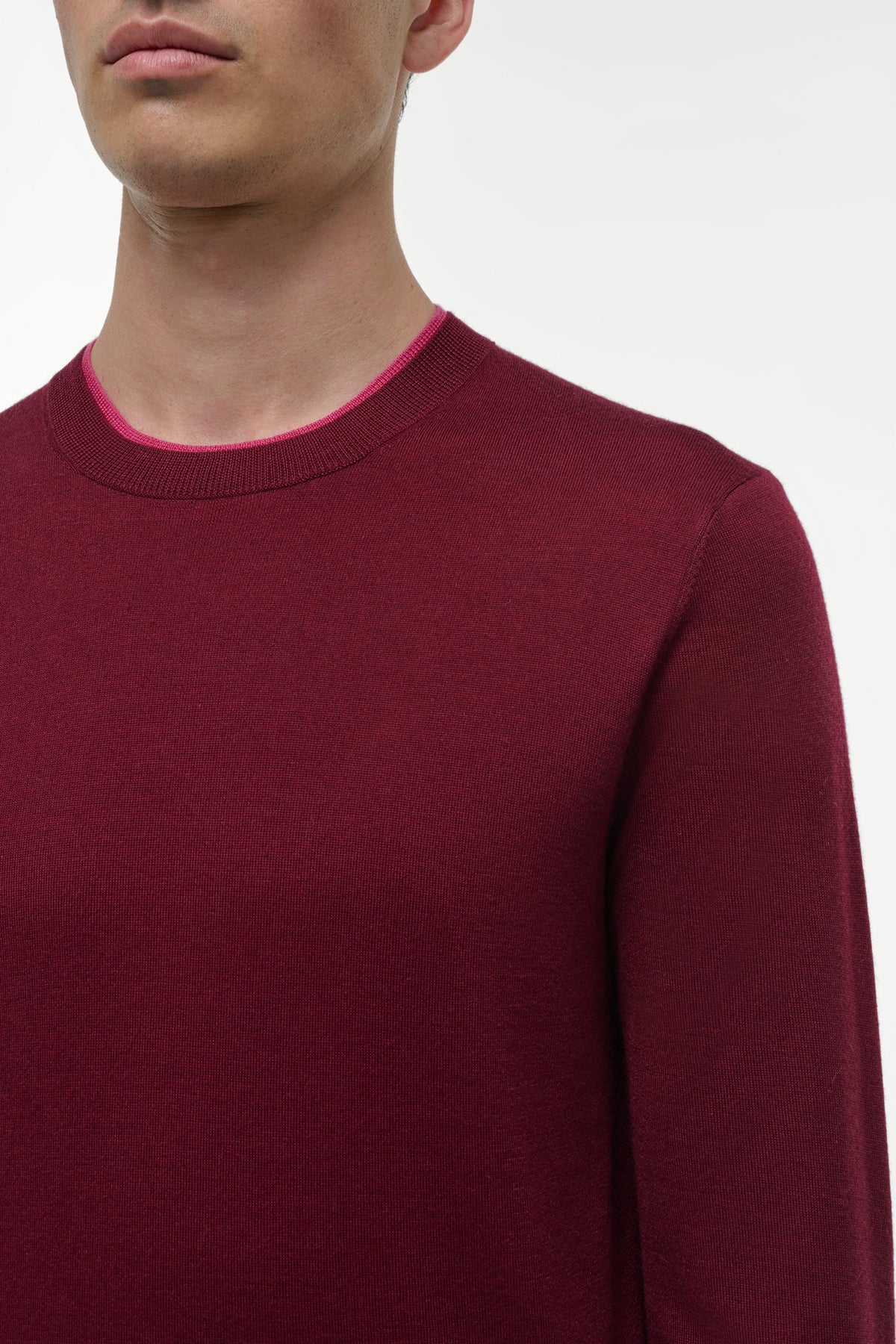 Wells Reversible Knit Sweater in Bordeaux & Fuchsia Cashmere Silk