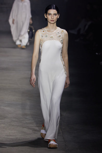 Look 10