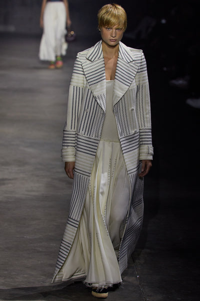 Look 18