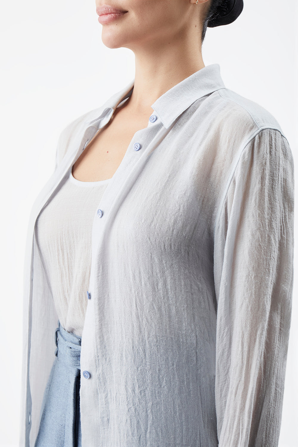 ライトブルーのカシミアシルクガーゼのフェラーラシャツ