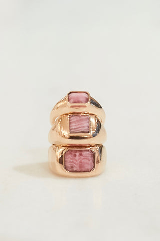 Medium Ring in 18k Gold & Pink Marble Stone