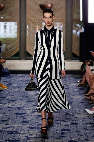 Look 32