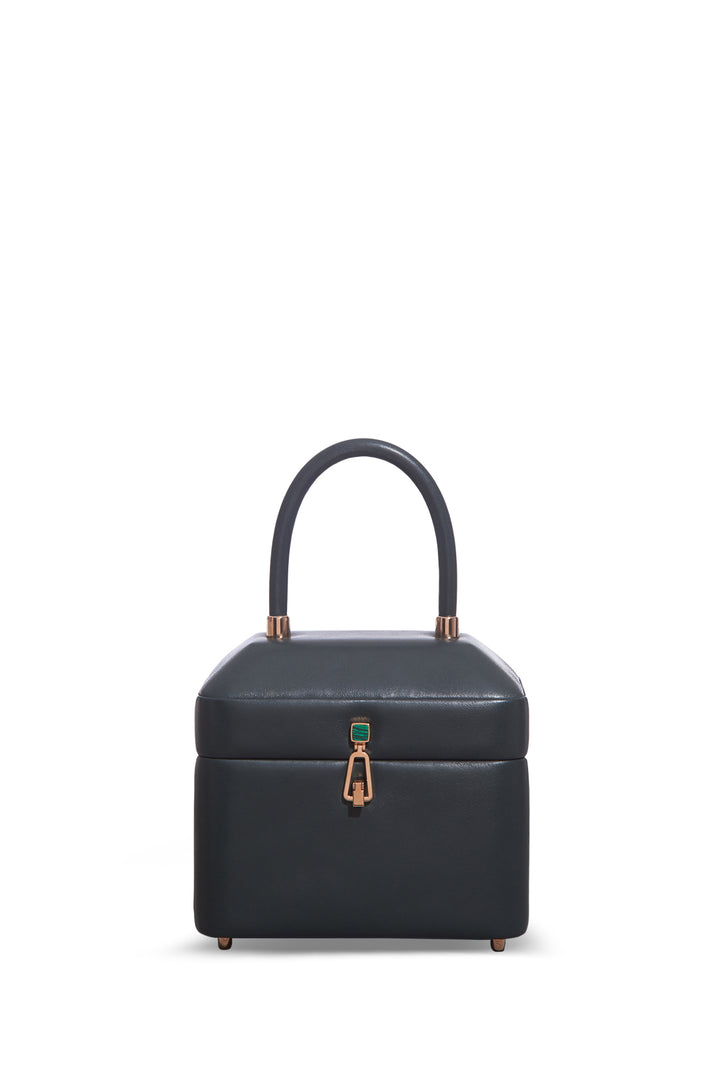 レースバッグへ出発