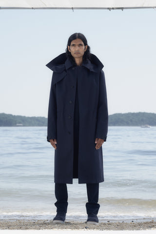 Resort 22 Look 18
