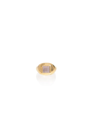 Medium Ring in 18k Gold & Rose Quartz Stone
